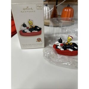 2008 Hallmark "Twas the Night Before Christmas" Looney Tunes Ornament -